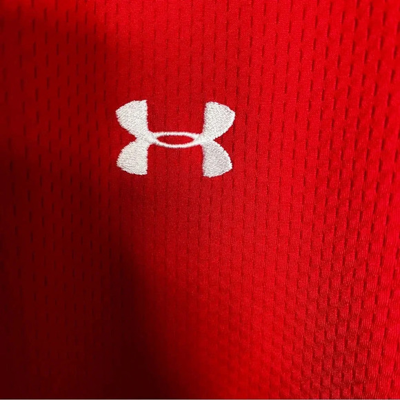 Under armor shorts - Picture 2 of 4